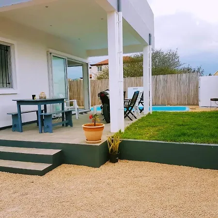 Exceptional + Pool Villa Albion
